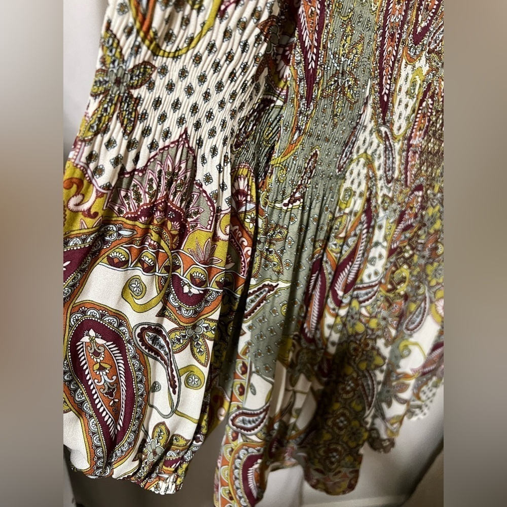 Floral & Ivy Top, Medium - Picture 5 of 12